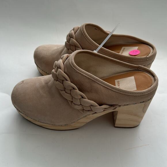 Dolce Vita NWT Dune Nobuck Wedges with few marks - Picture 4 of 8